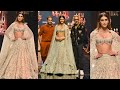 Kriti Sanon Walking On Ramp At Lakme Fashion Week 2022