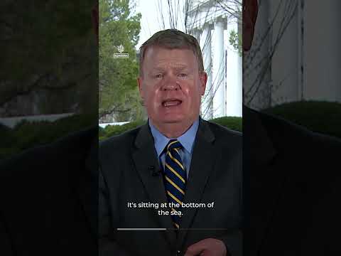 Trump signals off-ramp in Iran war despite no ‘regime change’ | AJ#shorts