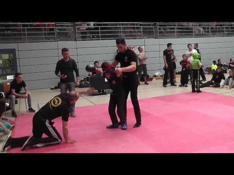 2015-06-27 SDM Tyler Felde LK -35Kg tKO-Sieg im Viertelfinale - Sugambrer Fightclub
