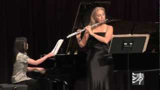 Joan Tower flute concerto, excerpt - Carol Wincenc
