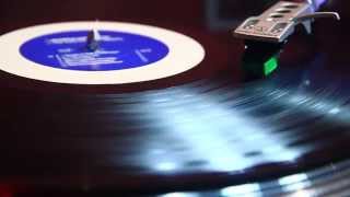 The 70&#39;s &#39;&#39;Moment&#39;&#39; Medley - Gloria Estefan - Vinyl Rip
