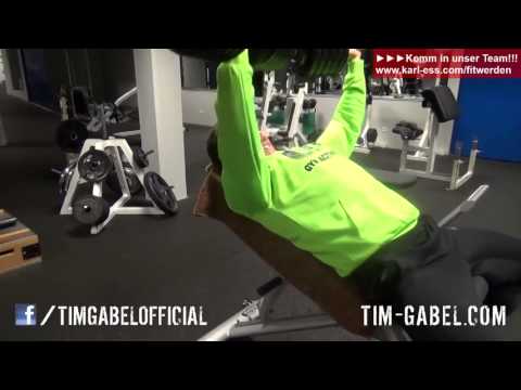 In welchem Wiederholungsbereich trainiert man die Brust   Maximalkraft, Hypertrophie, Kraftausdauer