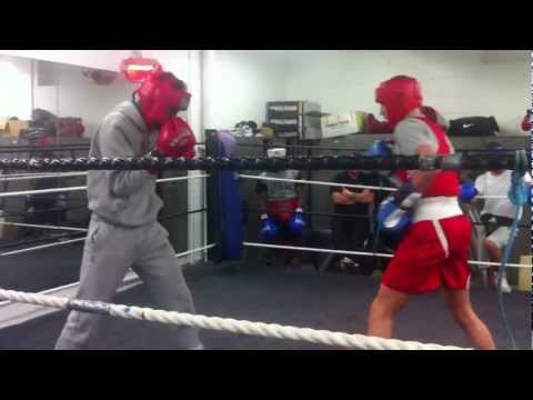 DOUBLE JAB A.B.C. ABDON MEWOLI V TED CHEESEMAN SPARRING AT FISHER 10-10-12