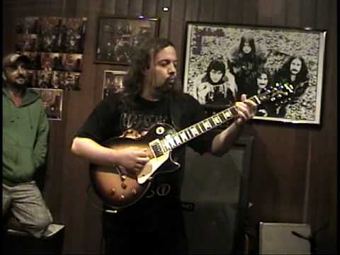 No virtual Zeppelin -Over The Hills And Far Away