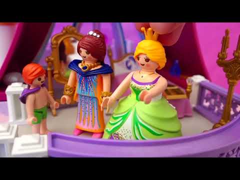 The Princesses and the Dog that Lived in the Castle Family Fun Story for Kids Video