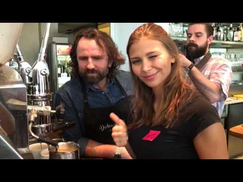 Latte Art Challenge: Jana vs. Medya