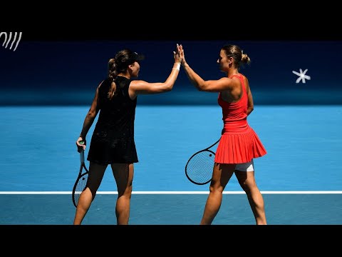 Krejcikova & Siniakova vs Ruse & Kostyuk (Three Impressive Points) - Australian Open 2023