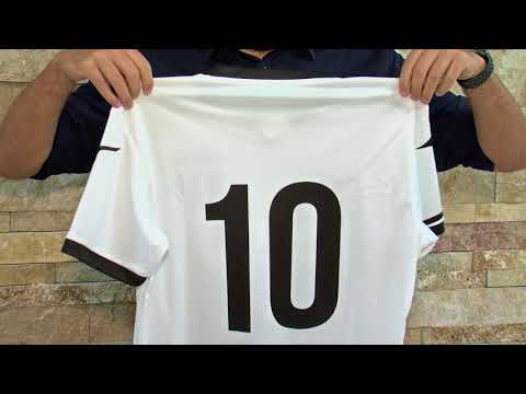 CALCIO: Piace la maglia del Cesena, "Ricorda l'anno della Coppa Uefa" | VIDEO