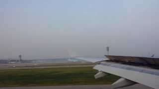 preview picture of video 'Korean Air KE672 landing at Incheon Intl Airport [1080p]'