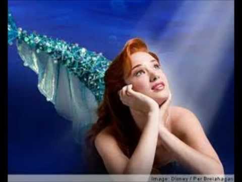 The Little Mermaid - Het Bovenland/Duistere Diepte Benee lyrics