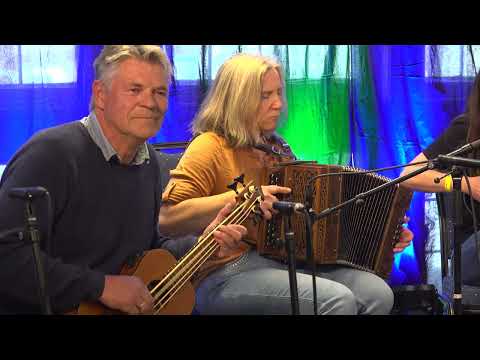 2 + 2 - Linn sin av Arild Berge - Blømingsfestivalen 2023