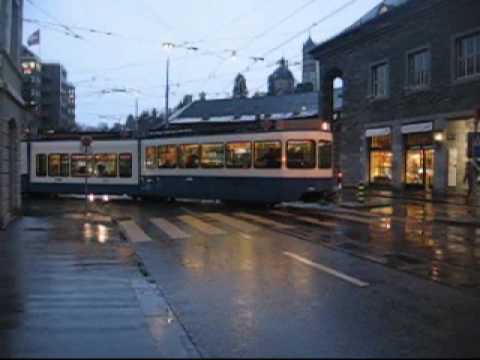 Linien 5,6 und 13 am Zürcher Bahnhof Enge