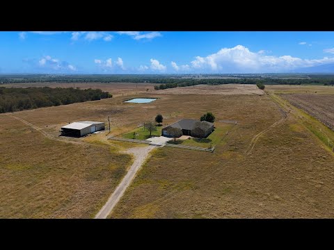 Central Texas Farm & Ranch Home on Beautiful Acreage