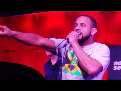 Mitchel Brunings van #tvoh zingt Redemption Song