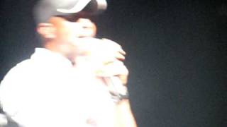 Darius Rucker singing Family Tradition Charlotte,NC 8 1 09