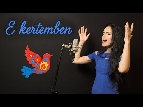 Julia Kotova – E Kertemben (Holdviola Cover)