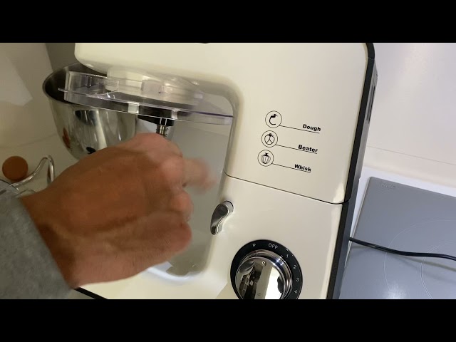Vídeo relacionado con Kitchen in the box Batidora Amasadora, Pequeña Amasadora de Pan con 2 Boles de 3,5 L, 10 Velocidades, Robot de Cocina Ligero con Batidor, Gancho Amasador y Batidora Mezcladora (Negro)