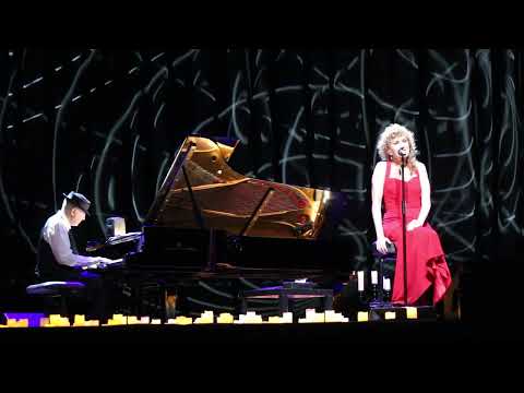 FIORELLA MANNOIA & DANILO REA - FELICITA'