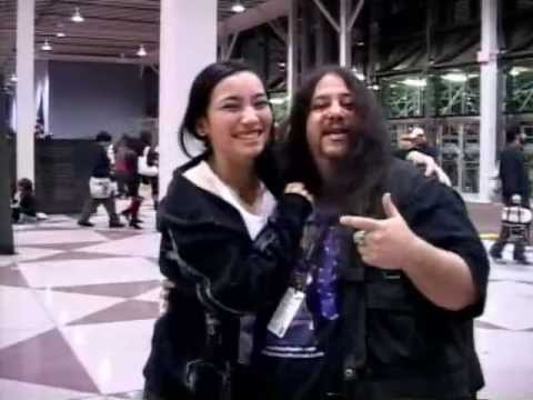 N Y C comic con 2011 show 1 part 1