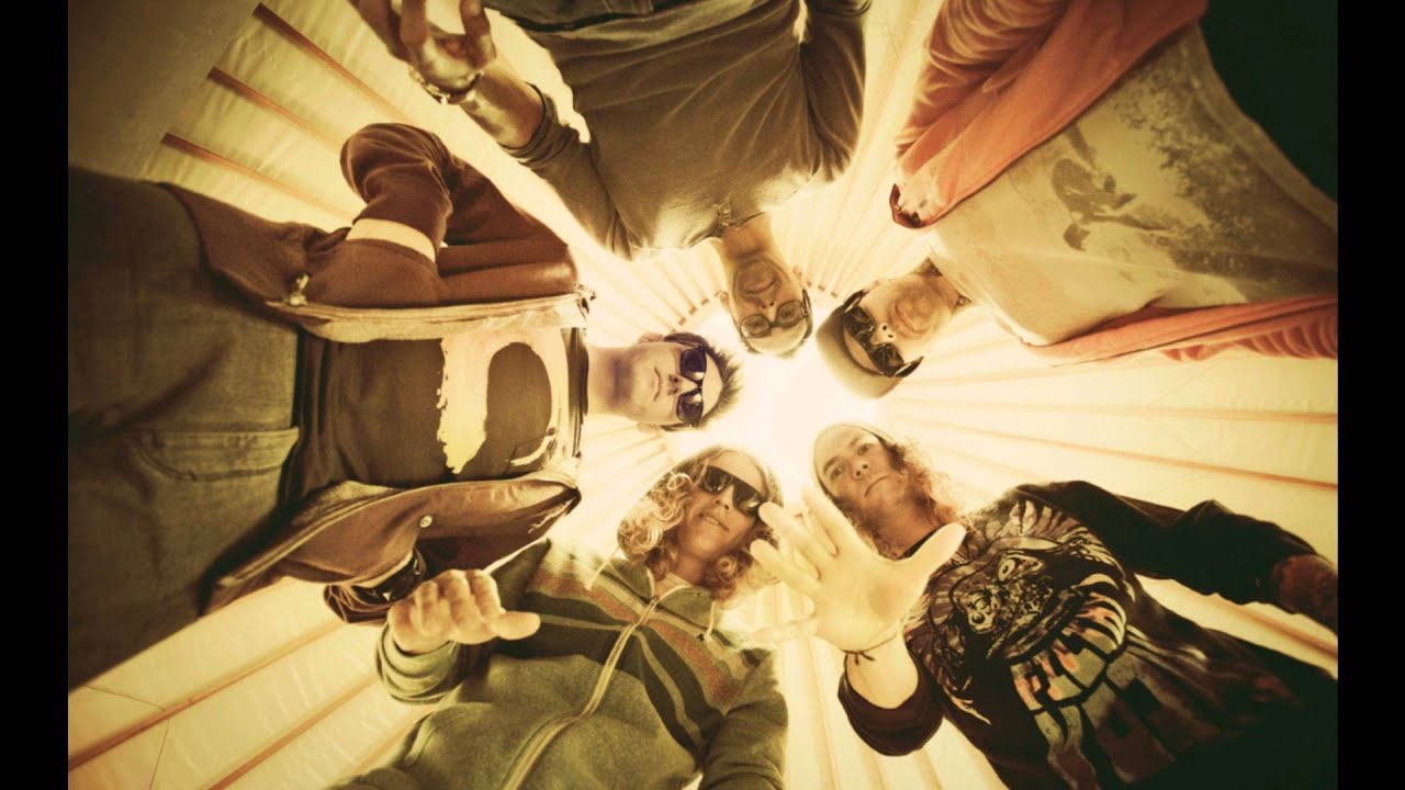 The Dirty Heads - On My Way (Bonus Track) [Lyrics]