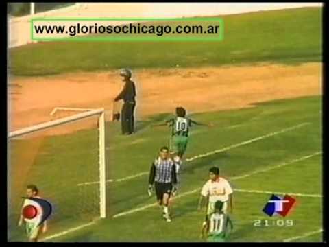 N. Chicago 4 vs. Def. y Justicia 2 - Goles: Jesús,x,  Palavecino (2) -Nacional "B" 1997/1998