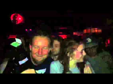 Iration Steppas playing Malone Rootikal - Fist Up (Live in Glasgow)