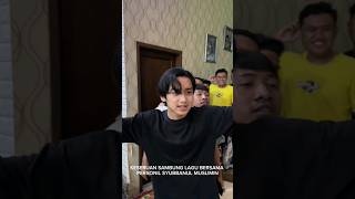 Download lagu Keseruan Gus azmi dan personil syubbanul muslimin lainya #shorts #sholawat #sholawatnabi mp3 Download lagu Keseruan Gus azmi dan personil syubbanul muslimin lainya #shorts #sholawat #sholawatnabi mp3