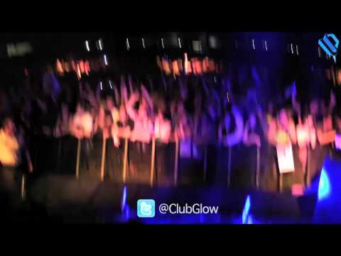 Armin van Buuren (on stage) - Super Glow  - Washington DC Armory - Lange - Songless