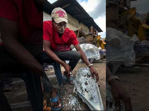 Asi es como reparan los faros en África 😱 #restoration #automobile