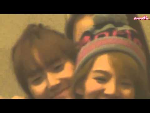 Yulsic 율싴 Moment #153 - Kiss the radio (11.01.10)