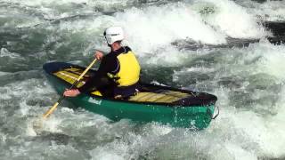 preview picture of video 'Canoe @ Barking Dog Rapid, South Fork American River'
