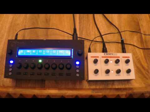 MidiAlf Bassline Shootout - MAM MB33 Retro