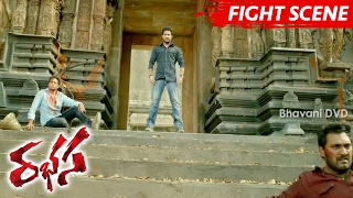 Jr NTR Fight At Temple - Rabhasa Best Fight Scenes