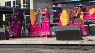 India Day Performance - Va Vaya Ne Vadal Umatya ~ Gujarati Raas-Garba By Narsinh Mehta