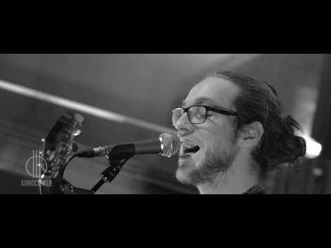 Andrew Lewis - FYE (live) | Songcircle Berlin