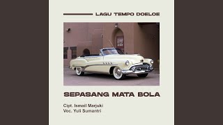 Download lagu Sepasang Mata Bola mp3