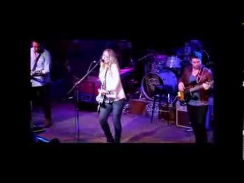 2014 02 20 Clare Dunn Get Out Live