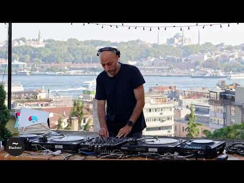 Eastnears Showcase - Seymen (Techno Türken Berlin) at Nöbetçi Eczane