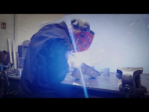 IV Premis Lladonosa - construcció escultura premi