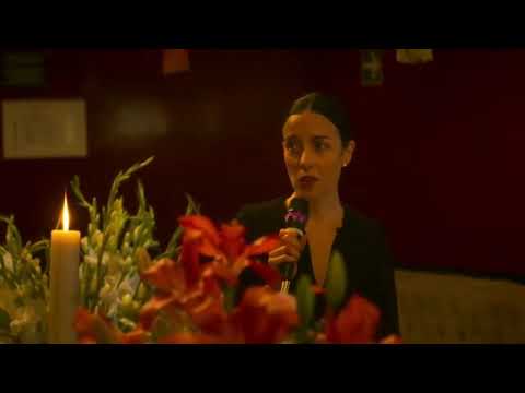 "Muévelo, Muévelo" - Paulina de la Mora