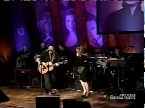 Willie Nelson & Sheryl Crow   If I Were a Carpenter Johnny Cash Memorial