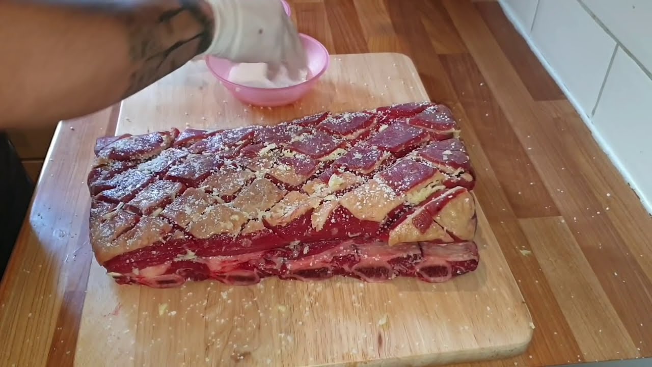 Costela assada no alho e sal grosso