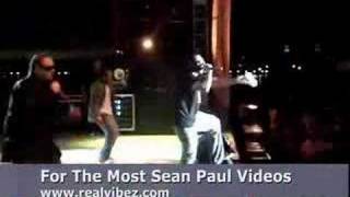 Watch Dem Roll Live - Sean Paul