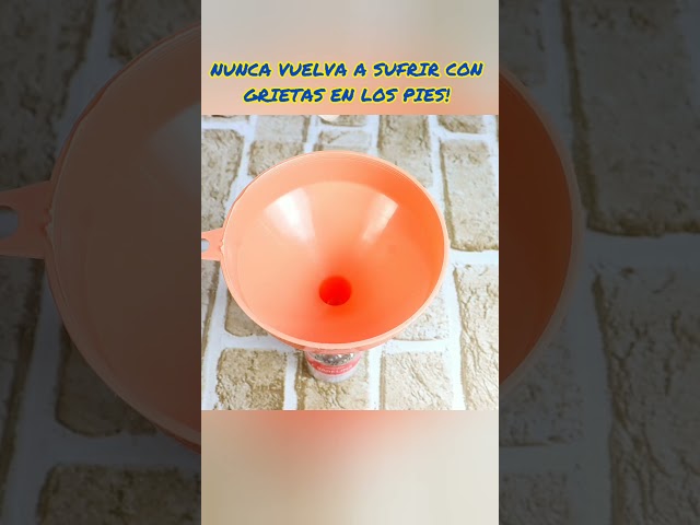 Vídeo relacionado con PODERM - PIES MUY SECOS Y DAÑADOS - Repara y nutre intensamente durante 24 horas - Pies visiblemente reparados en 7 días - Ingredientes 100% naturales - Cuidado de los pies - Swiss Made
