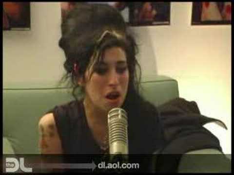 The DL - Amy Winehouse 'You Know I'm No Good' Live!