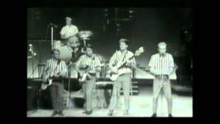 I Get Around Beach Boys Stereo ReMix HiQ Hybrid JARichardsFilm 720p