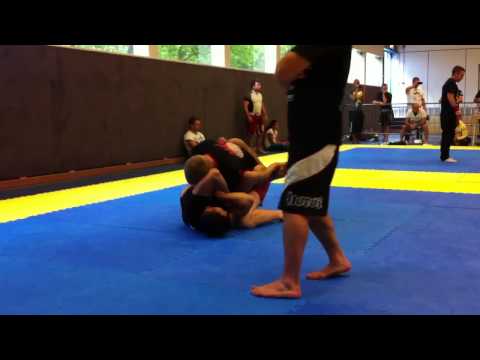 Grapplers Quest Amsterdam 2013 - Viking Wong (Legacy BJJ) vs Tanyel Ertugrul (Seiwasser B?blingen)