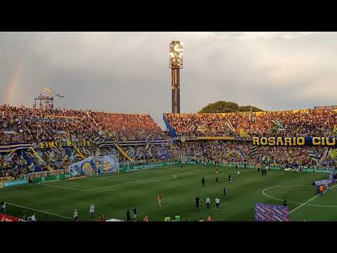 "Recibimiento Rosario Central vs Boca Juniors" Barra: Los Guerreros &bull; Club: Rosario Central