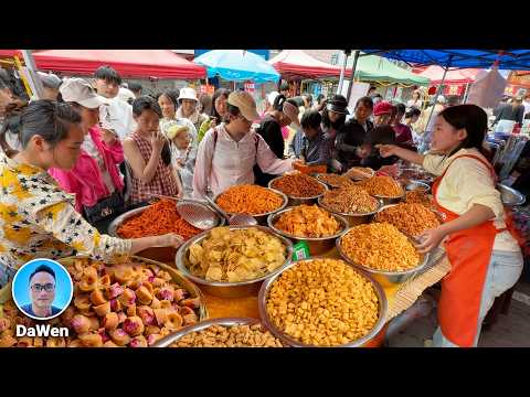 Walking Through Traditional Markets in China | Local Food & Vibrant Market Life