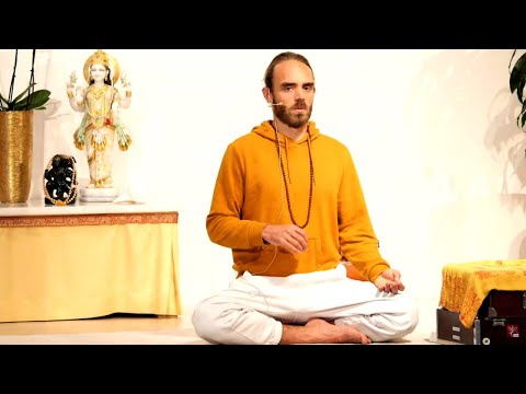Therapeutisches Pranayama (sanft) mit Raphael - Yoga Vidya Live 06:00 - 29.07.2021